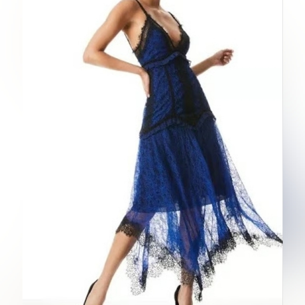 Alice + Olivia Opal Lace Handkerchief Dress Black Blue Size 8 Midi Lace Ruffle